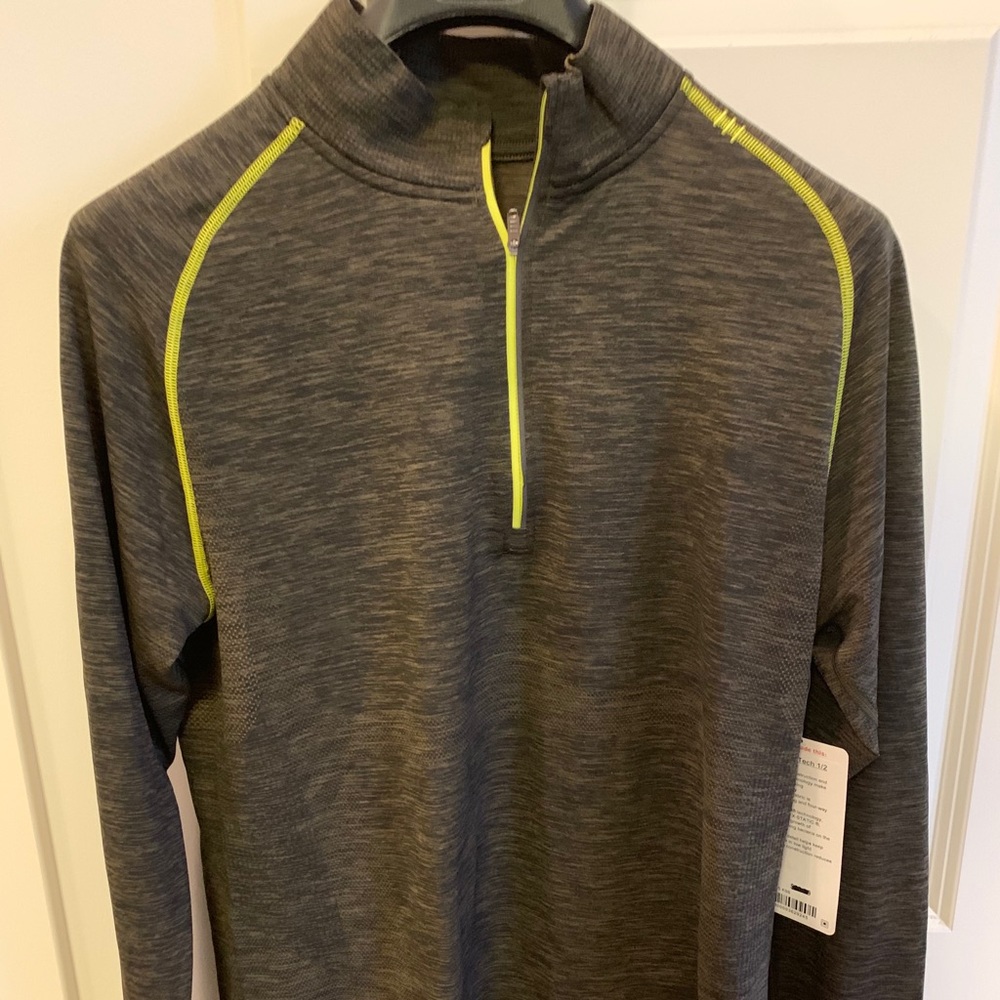Lululemon metal vent tech 1/2 zip